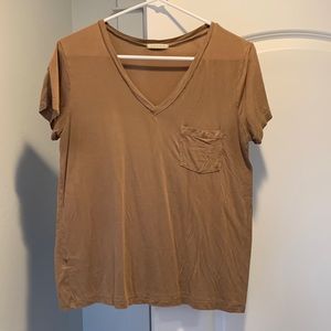 Brown v neck tee